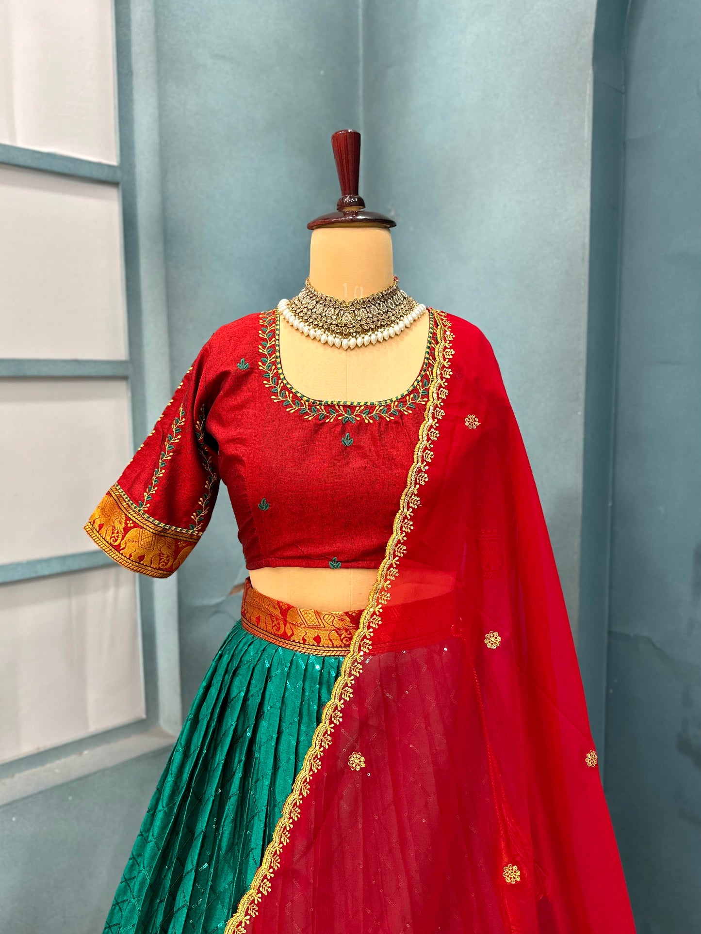 Fully stitched halfsaree