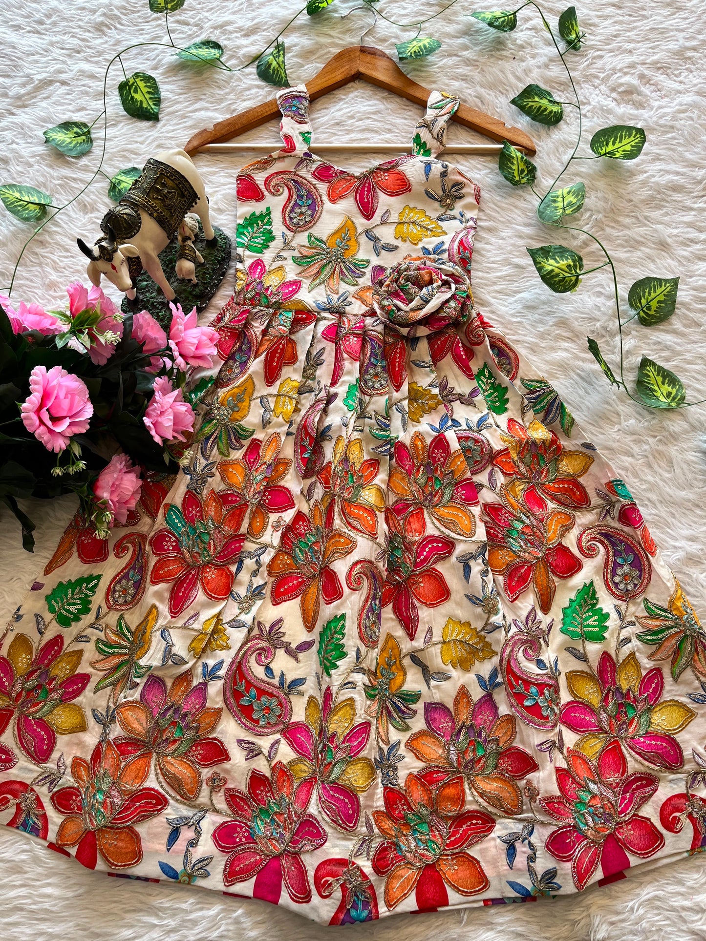 Position embroidery kids frocks