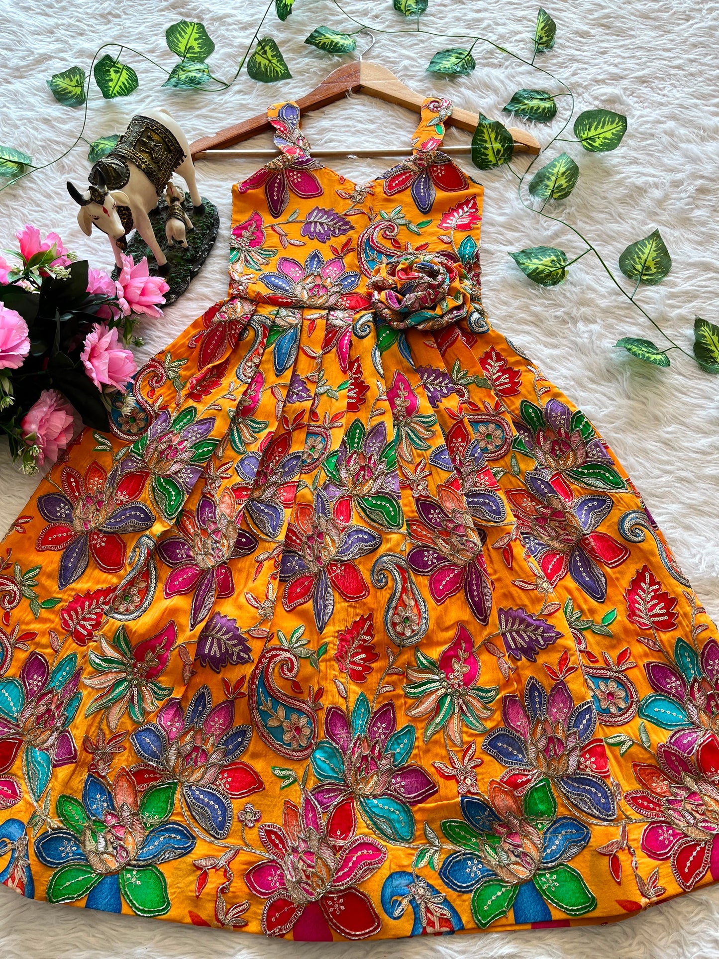 Position embroidery kids frocks