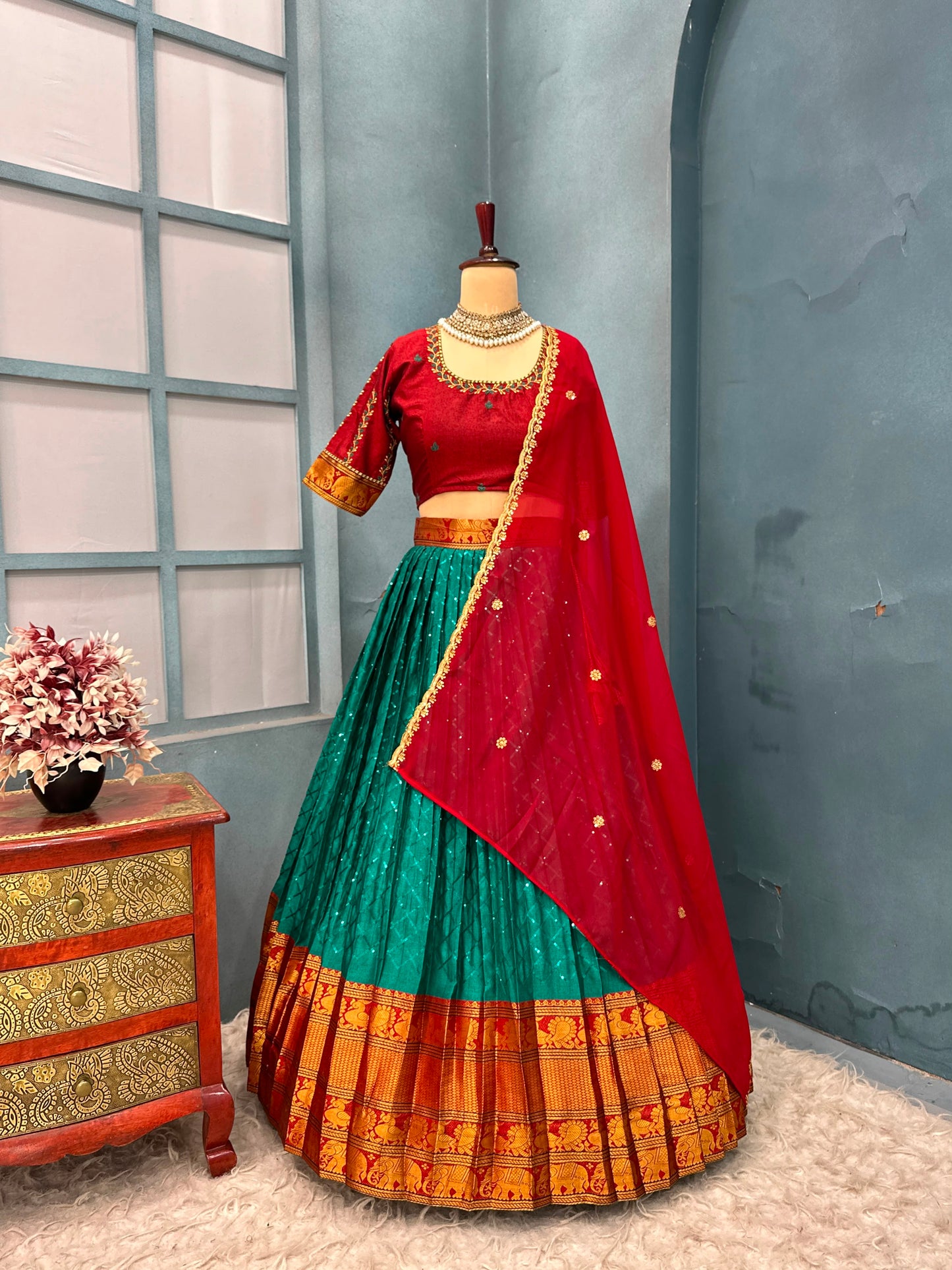 Fully stitched halfsaree