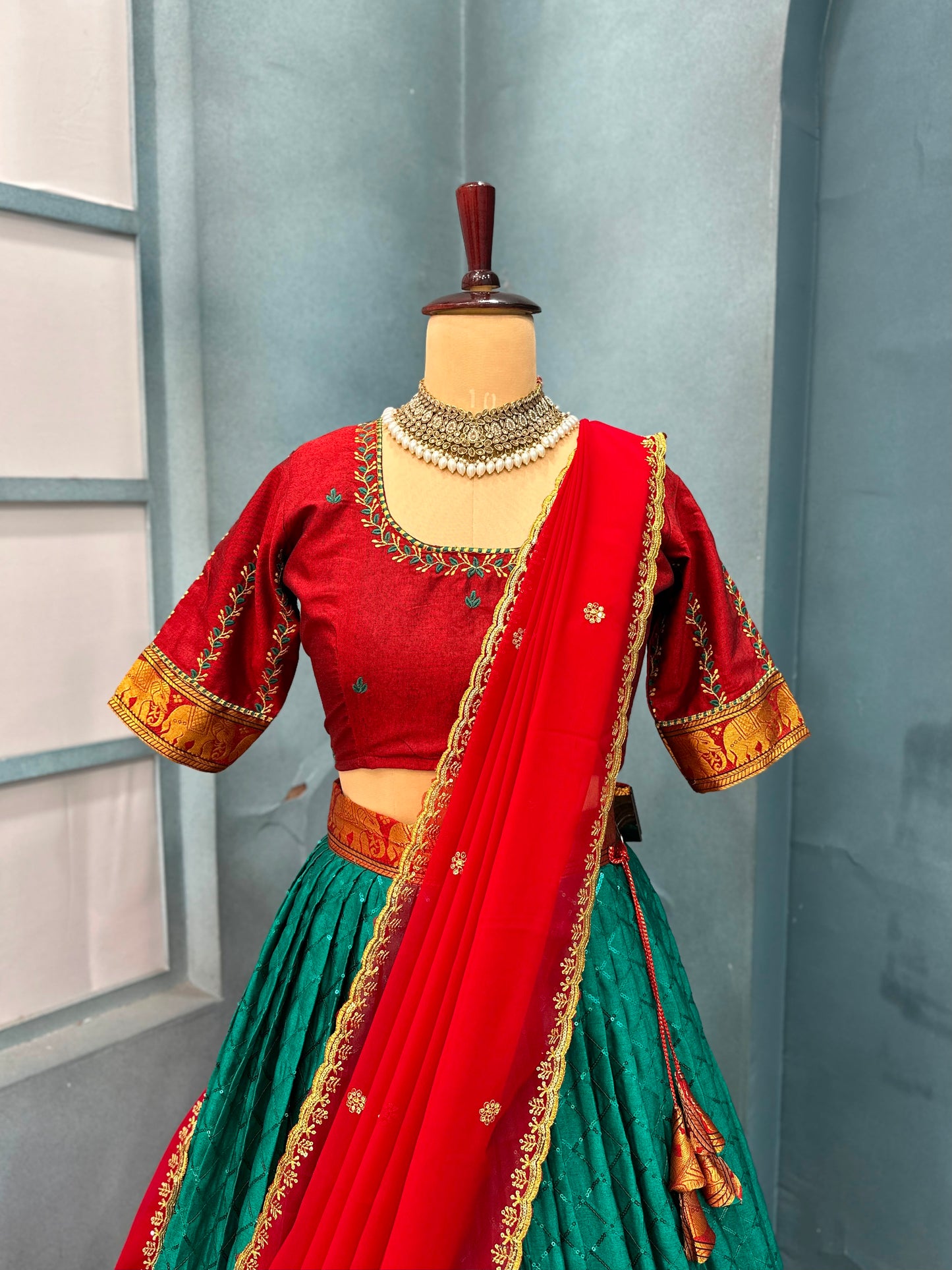 Fully stitched halfsaree