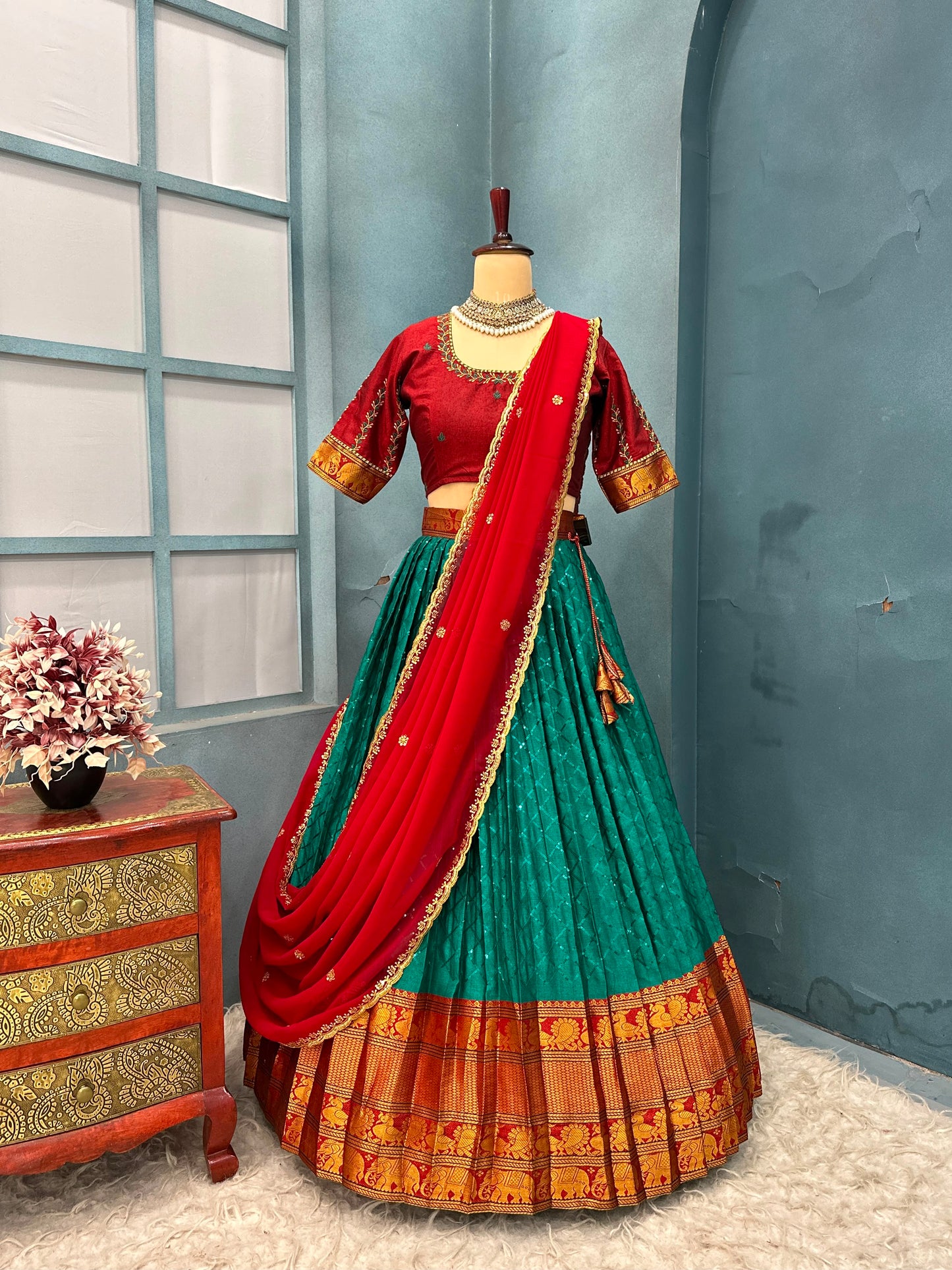 Fully stitched halfsaree