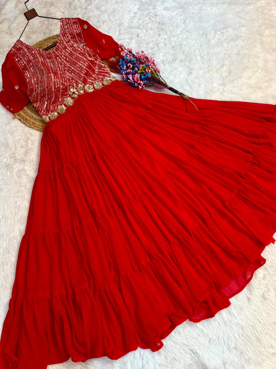 DESIGNER READYMADE GOWN