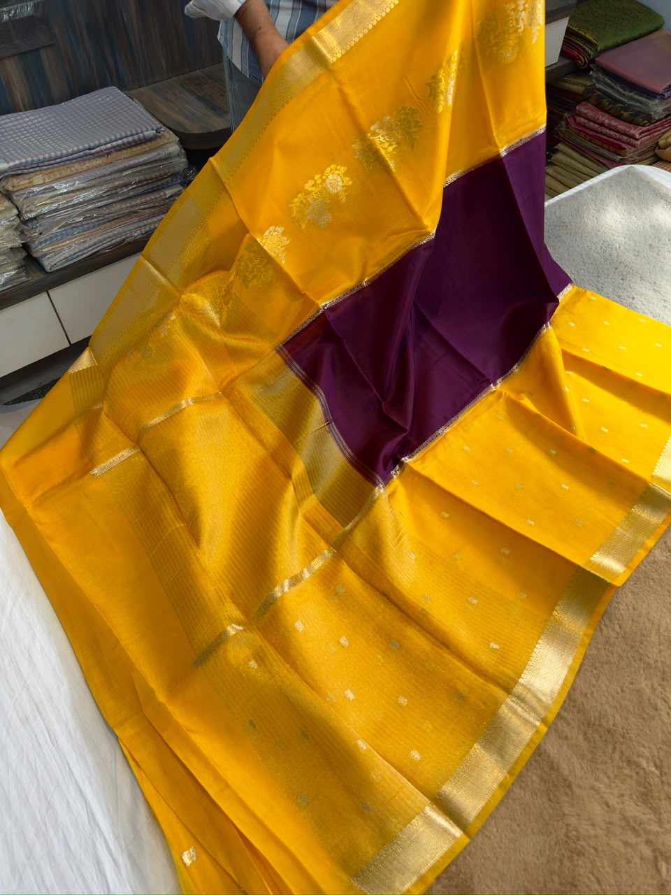 Banarasi rawww mango saree