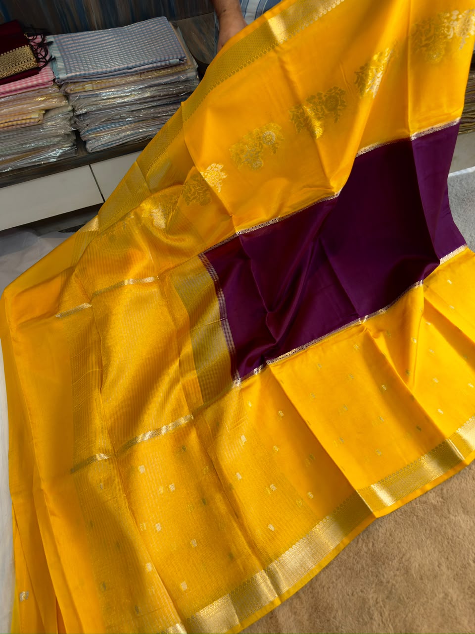 Banarasi rawww mango saree
