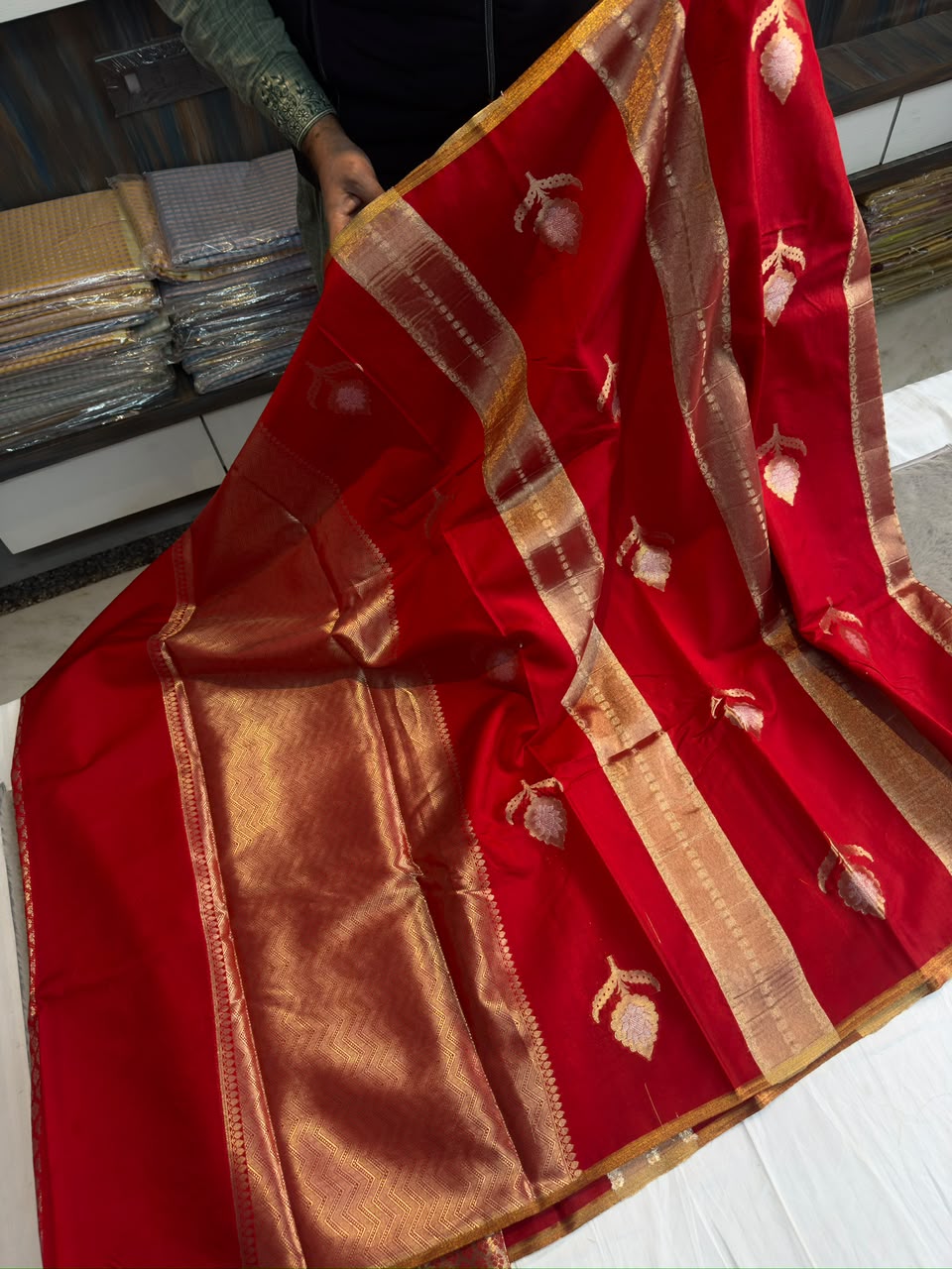 Banaras Rawww mango saree