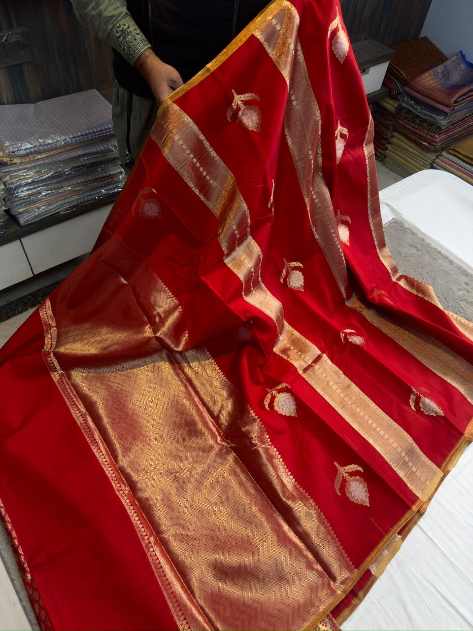 Banaras Rawww mango saree