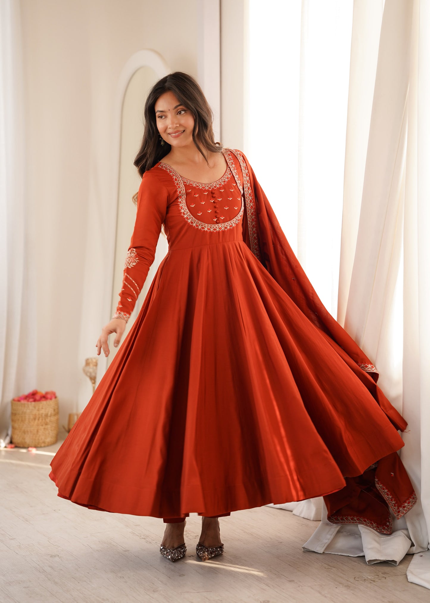 Roman chanderi anarkali with duppatta