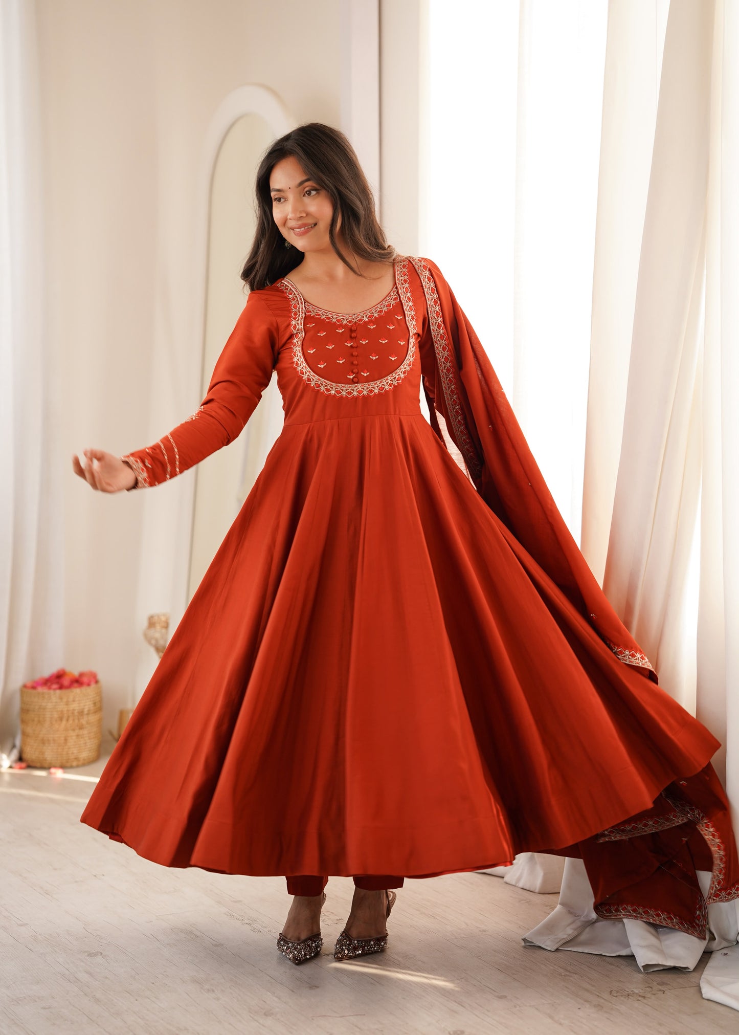 Roman chanderi anarkali with duppatta