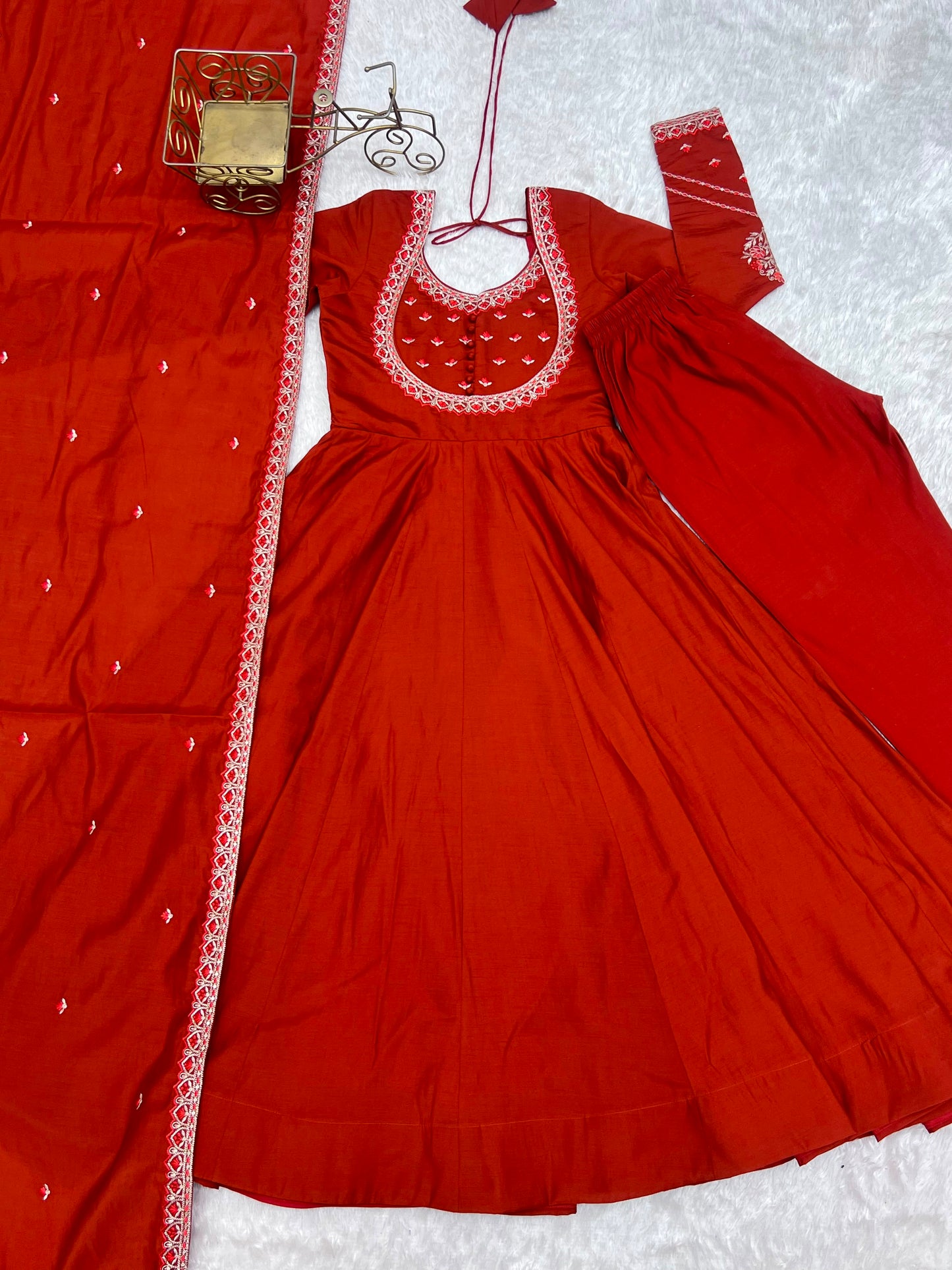 Roman chanderi anarkali with duppatta