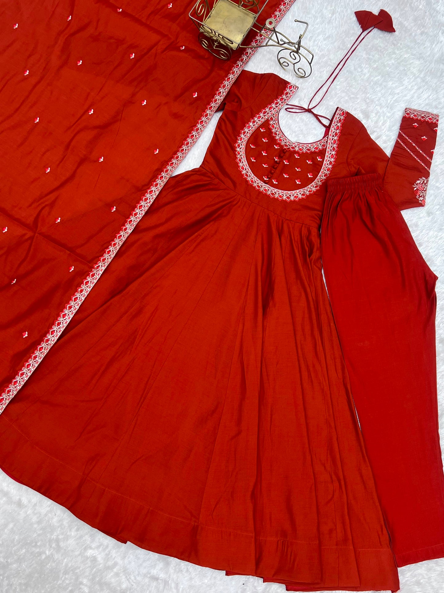 Roman chanderi anarkali with duppatta