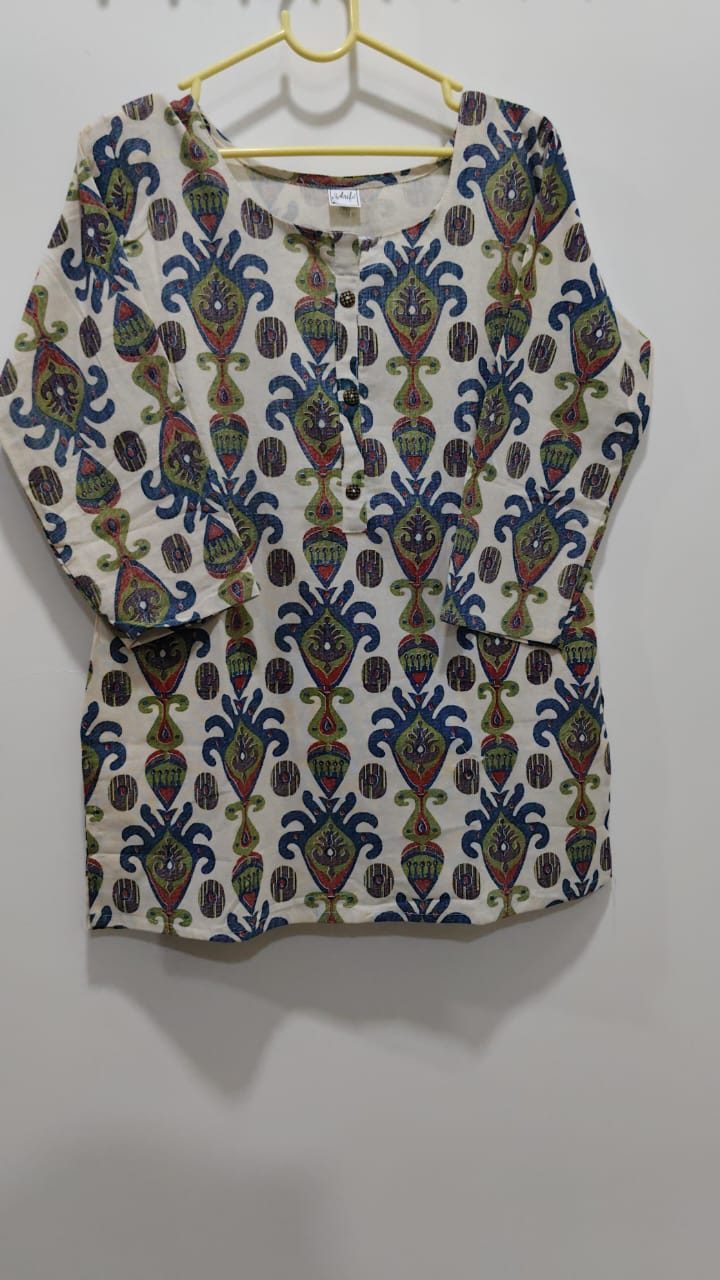 Short kurti L size offer