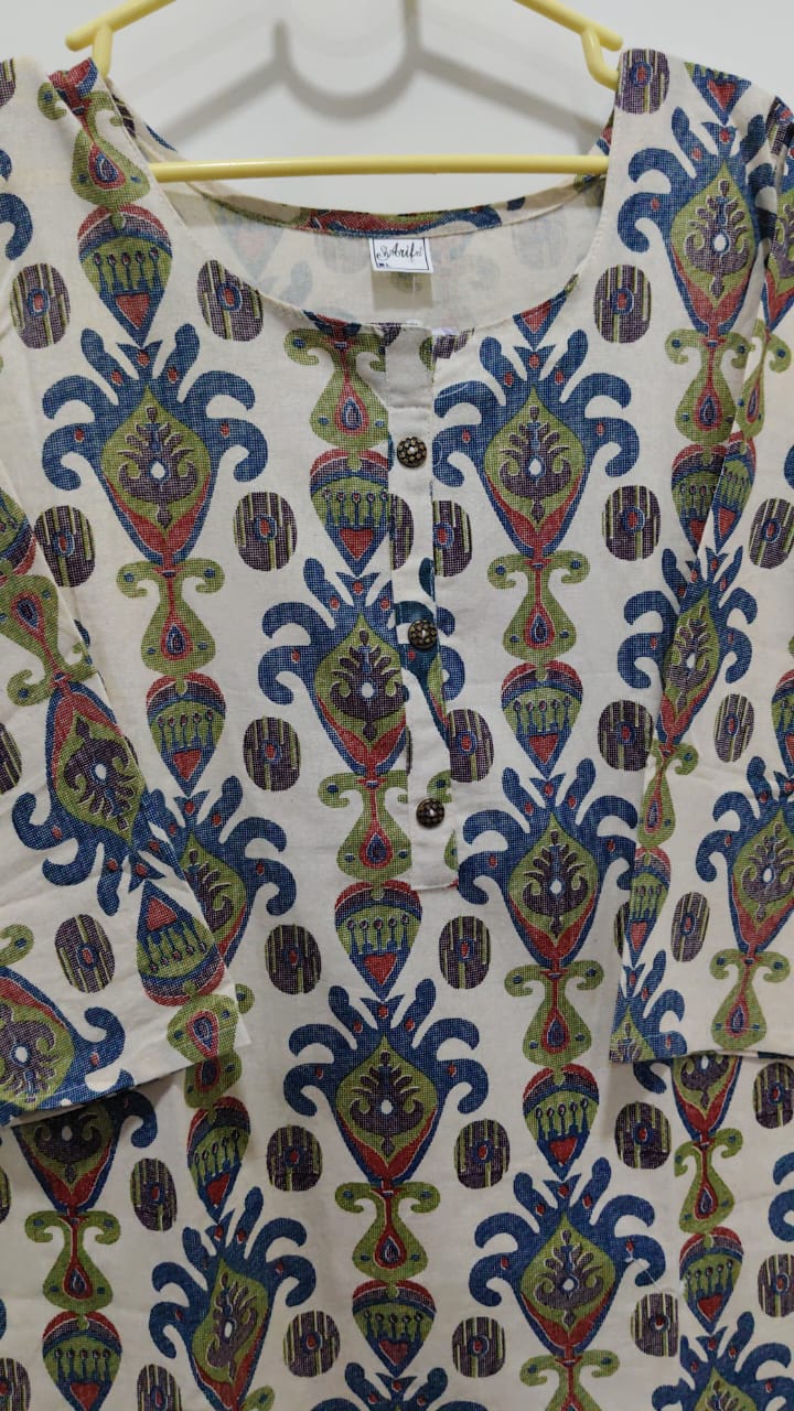 Short kurti L size offer