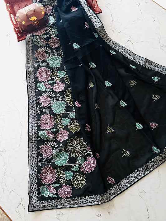 Heavy thread work saree