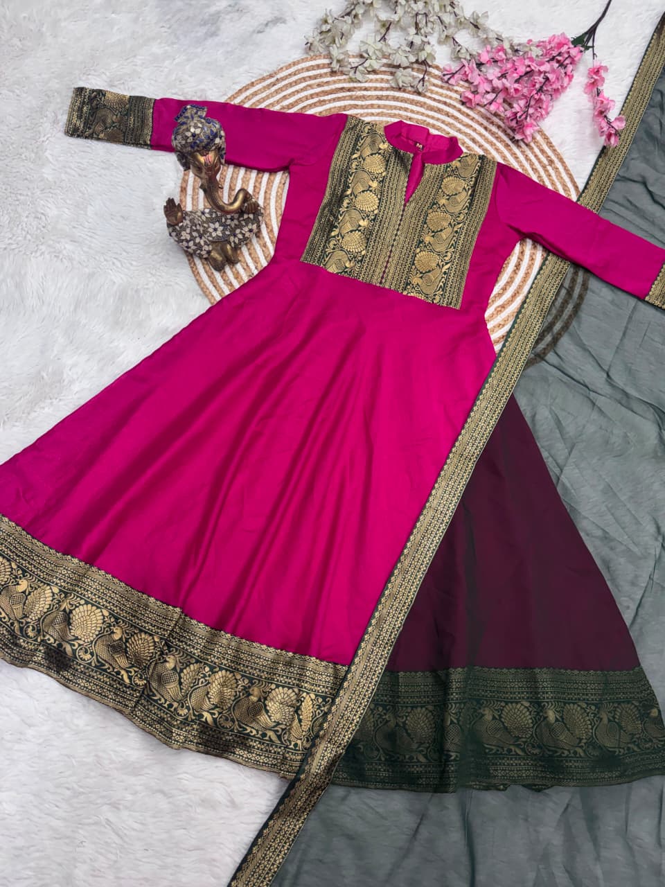 Traditional top with duppata