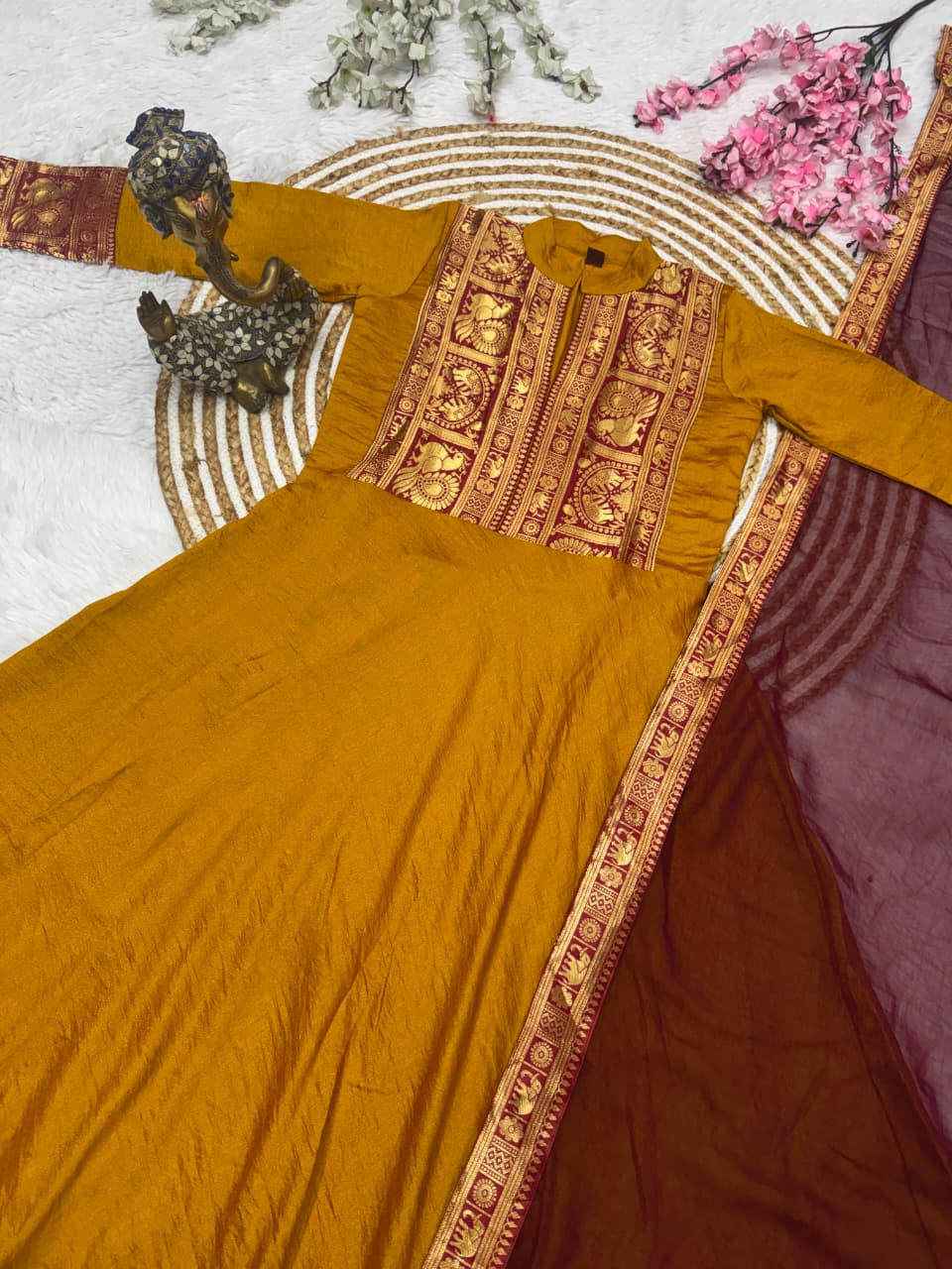 Traditional top with duppata