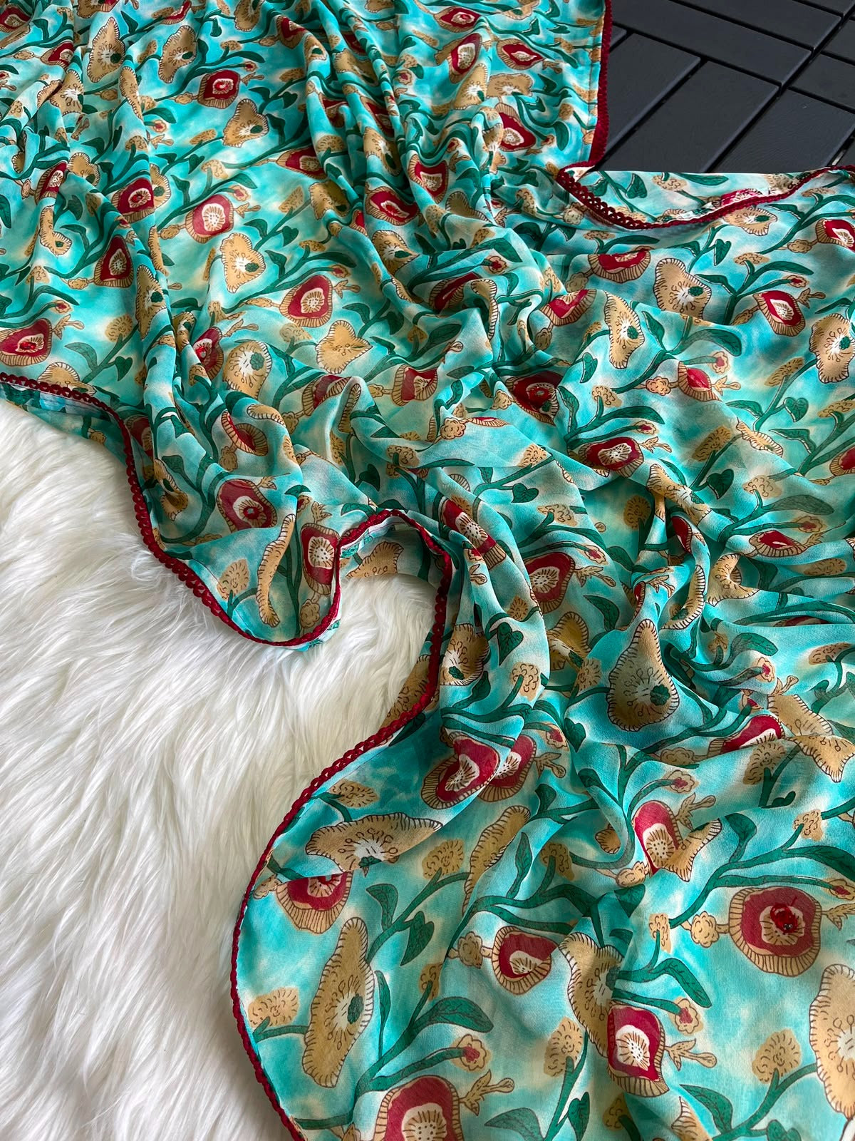 Printed georgette saree