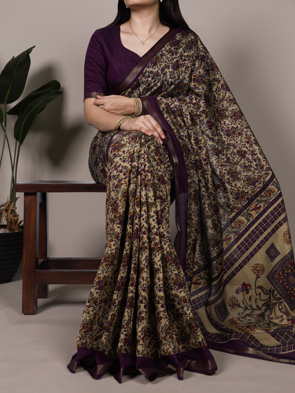 Simple and elegant saree