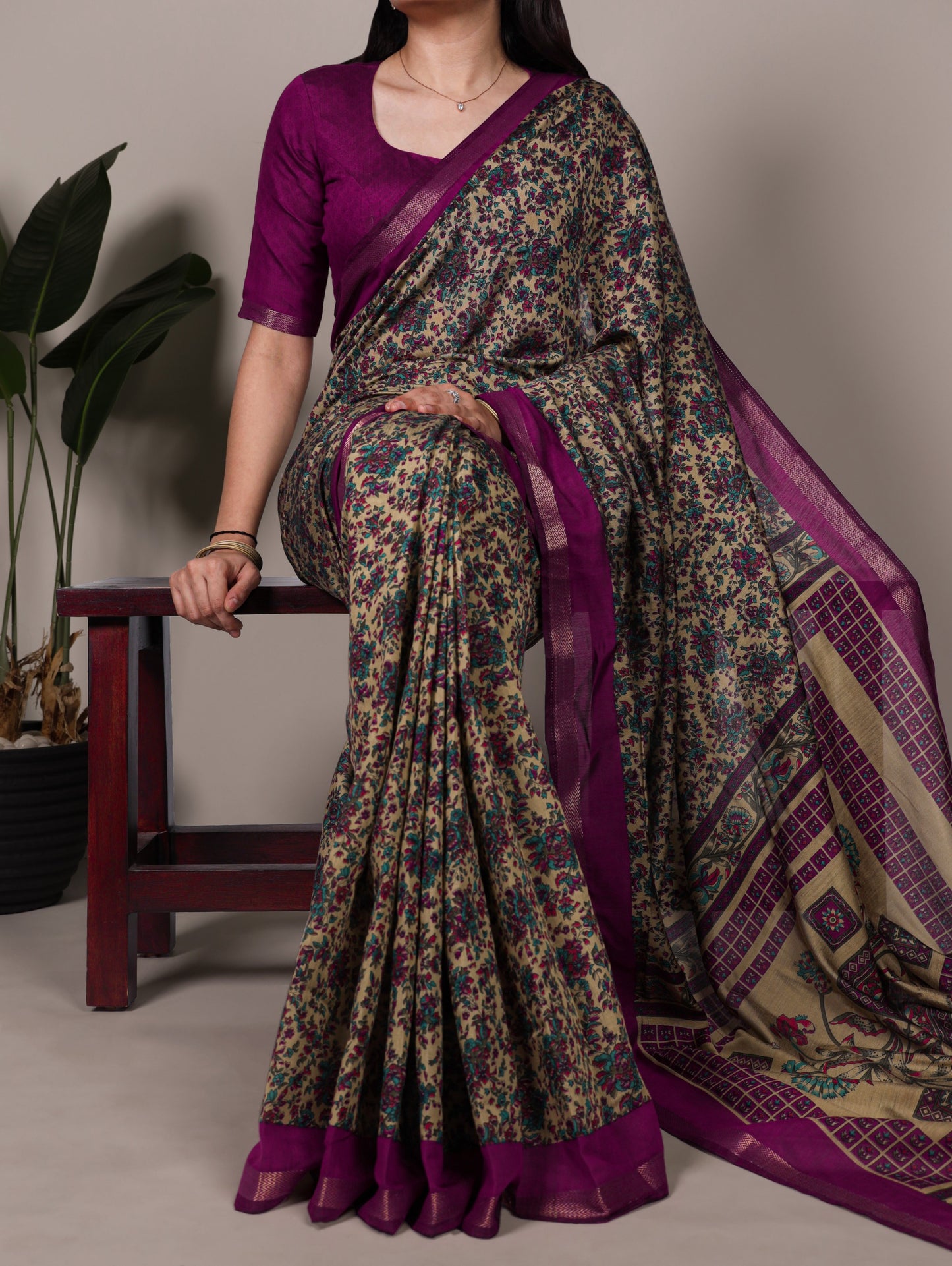 Simple and elegant saree
