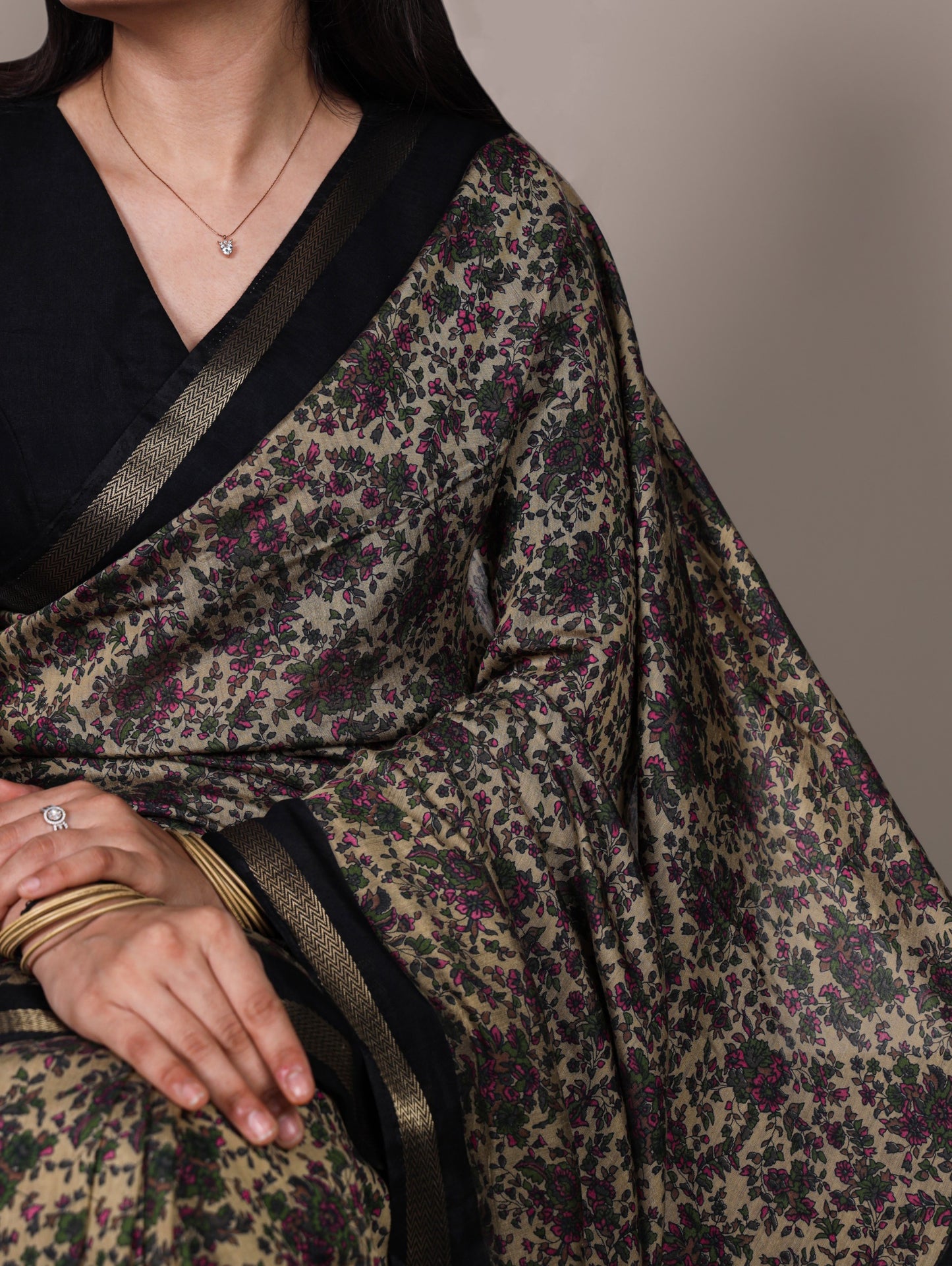 Simple and elegant saree